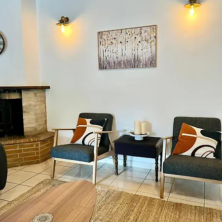 Vista - Pool & Sea View *